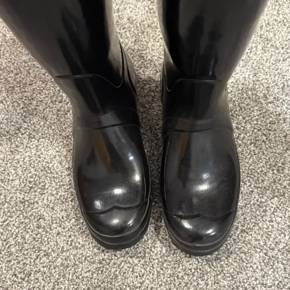 Hunter Black Gloss Original Tall Rain Boots - Picture 4 of 16